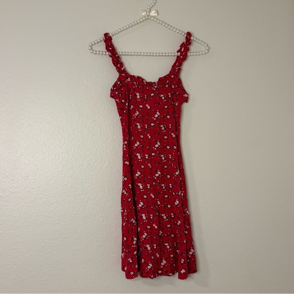 PrettyLittleThing Women Red Floral Frill Details Mini Dress - Picture 10 of 11